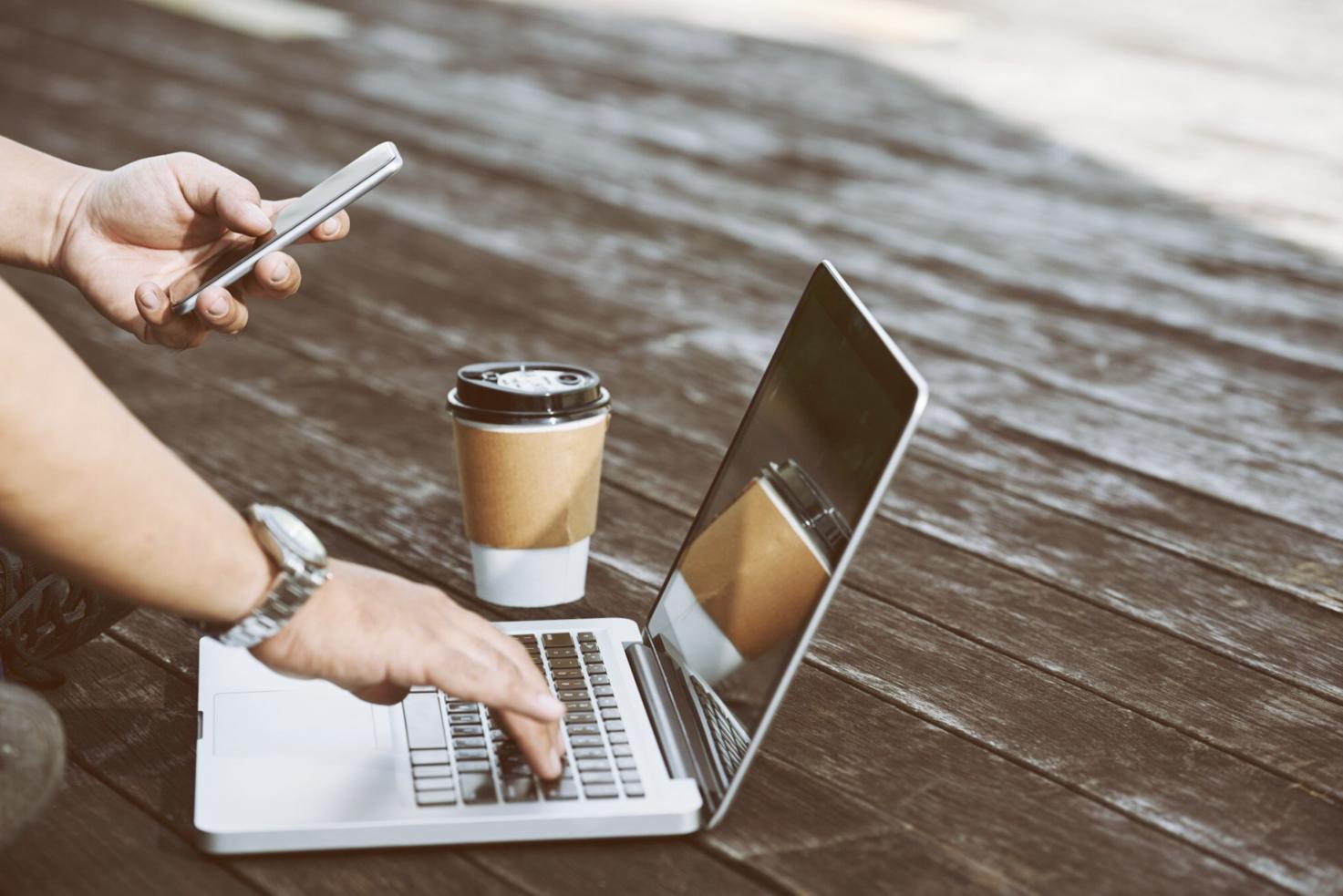 Sesión práctica de desarrollo VR con equipos disponibles en Blendexlex Systems